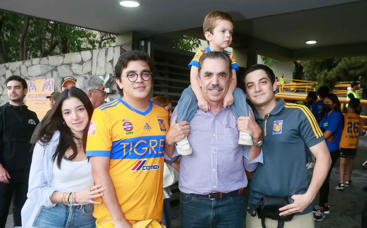 Fernanda González, Daniel González, Javier González, Daniel González y Alejandro González