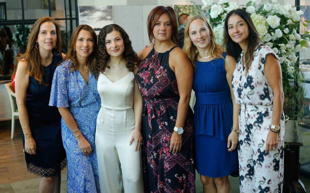 Lorena Treviño, Verónica Guerra, Sophia Hernández, Alejandra Régules, Katia Medina y Marcela Moreno
