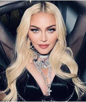 Madonna celebra su cumpelaños besando a otras mujeres. Video (Foto: Instagram)