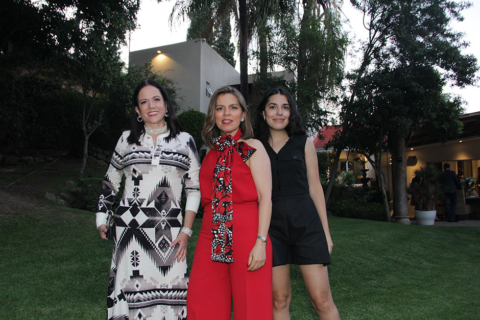 Ángeles Baz, Catalina Olea y Andrea Flores