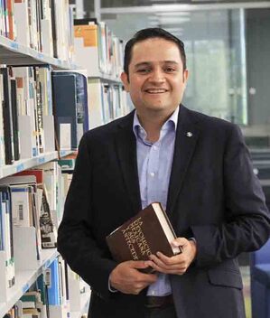 Óscar Flores / José Chang