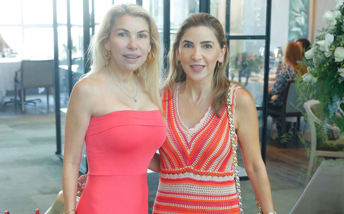 Roberta Barrera y Ludy González