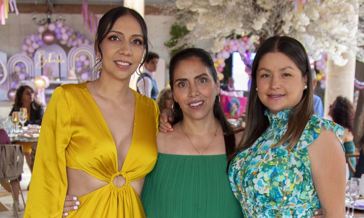 Ale Ramírez, Alejandra Macías y Cruz Vega