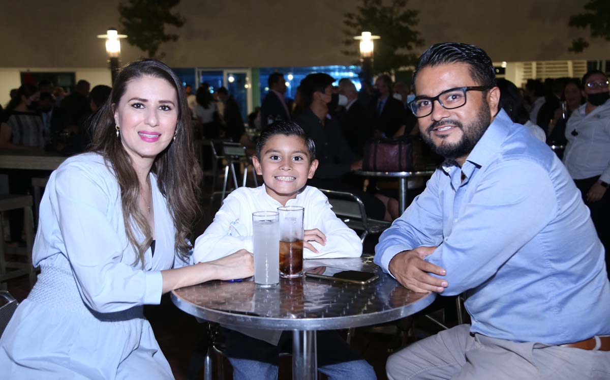 Rocío, Gerardo y Gerardo