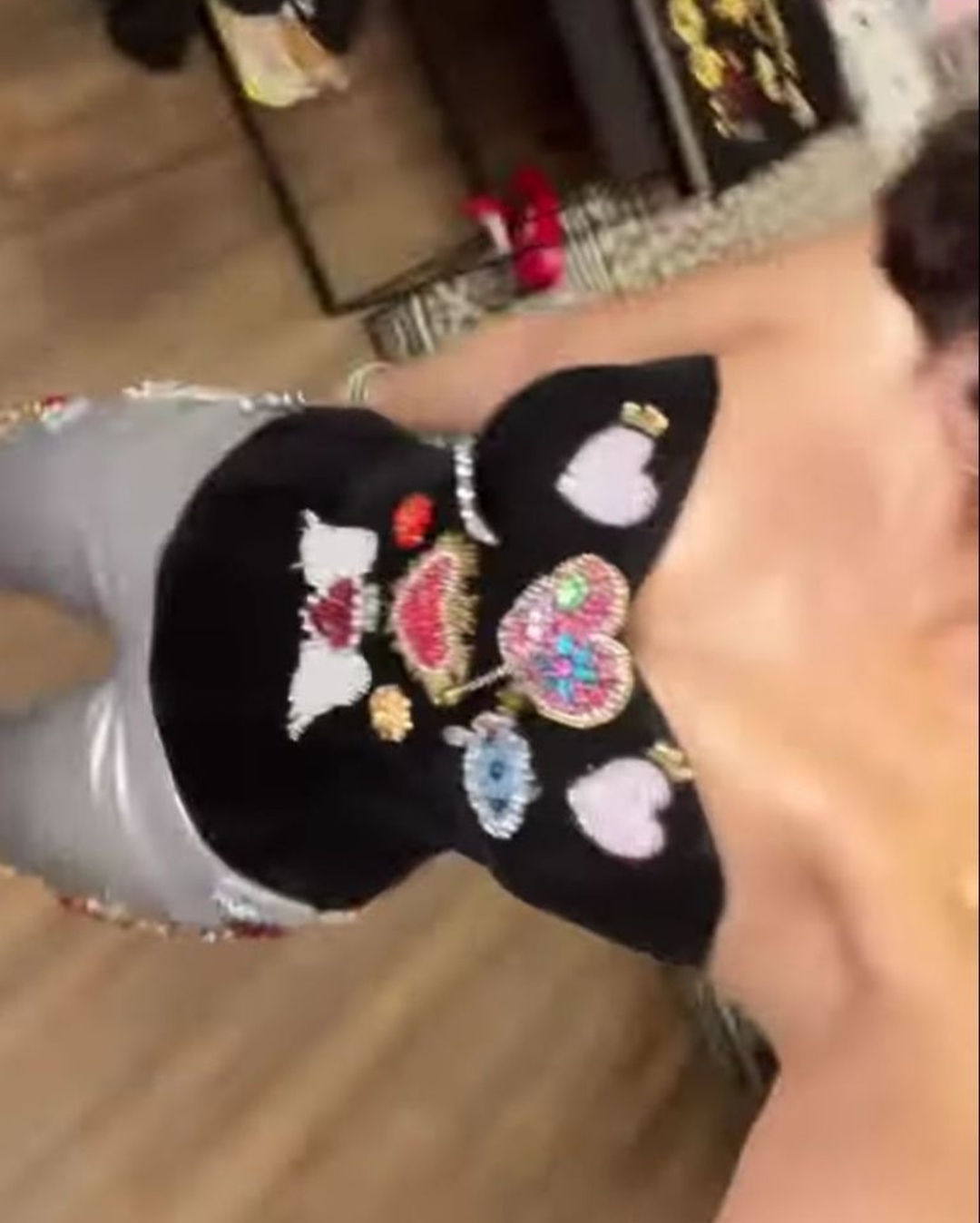 CORSET NEGRO DE ÁNGELA AGUILAR