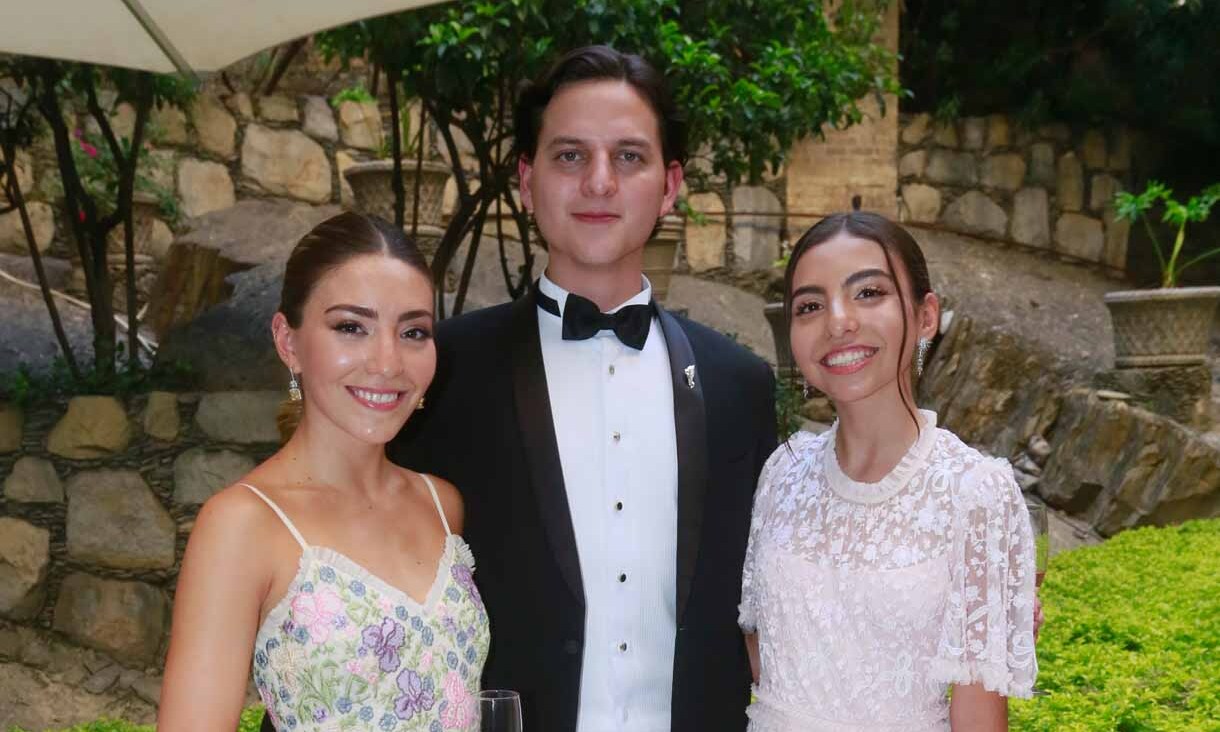 Roberta Martínez, Leonardo Ciscomani y Mariana Martínez