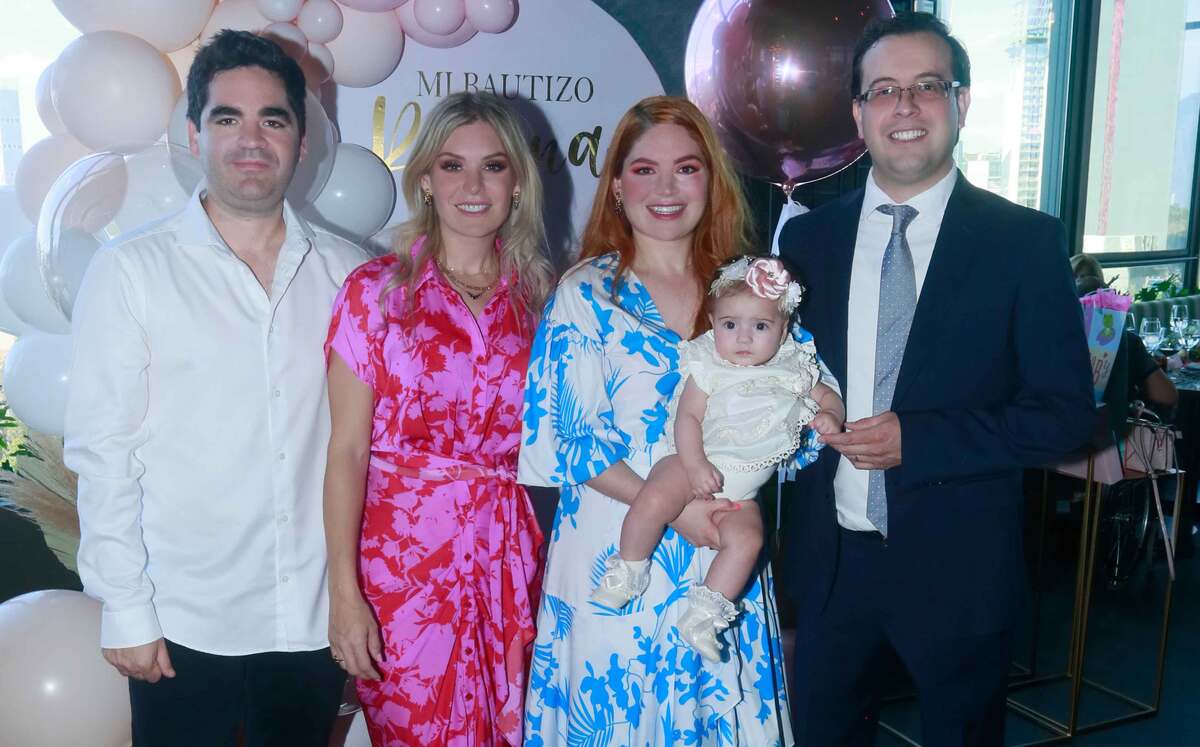 Adrián Martínez, Cristina Martínez de Martínez, Regina Carrot, Regina Álvarez y Rubén Álvarez. Fotos: Omar Valdez