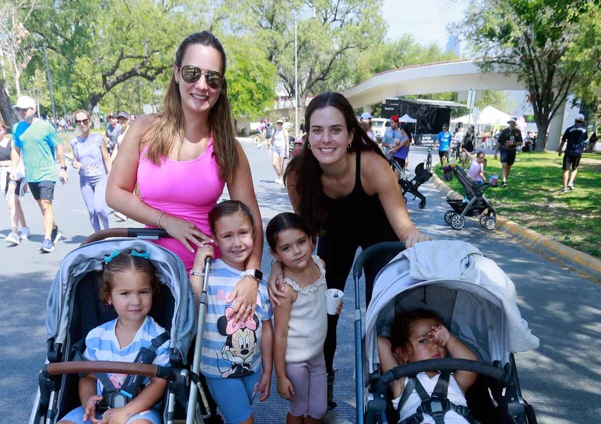 Alana Mendoza, Paulina Tancredi de Mendoza, Mia Mendoza, Catalina Ochoa, Ana Isabel García y Eugenia Ochoa