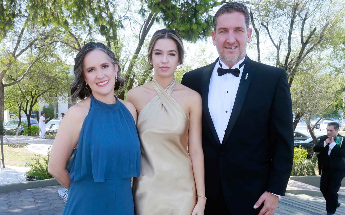Maru García, Abril Villarreal y Eduardo Villarreal