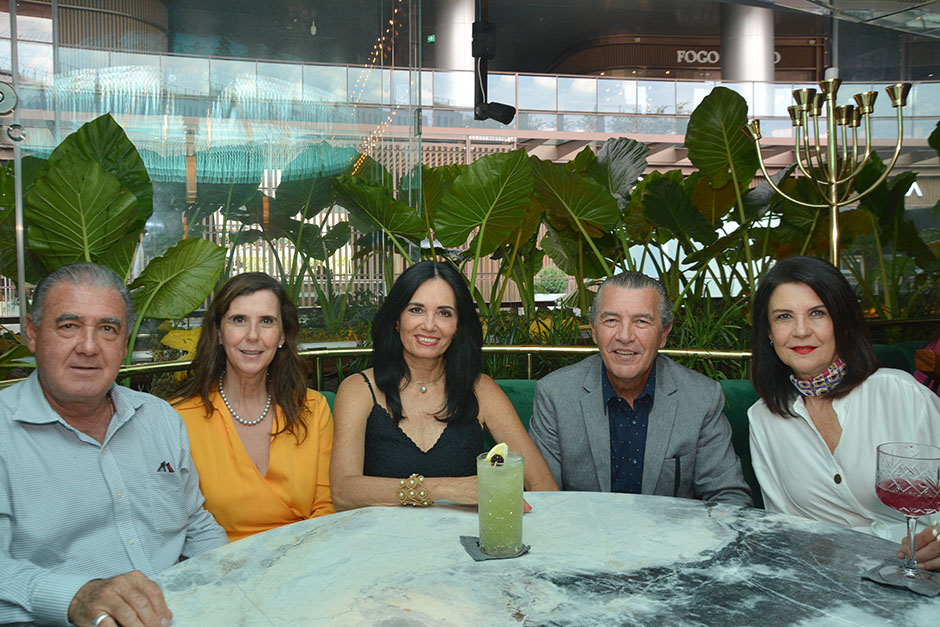 Alberto Chávez, Estela de Alba, Lorena Hecht, Jorge de Alba y Carmen de Alba