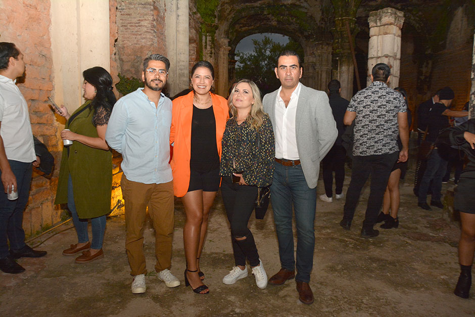 Alex Puga, Lucía Carreón, Sara Guzmán y Raúl Puga