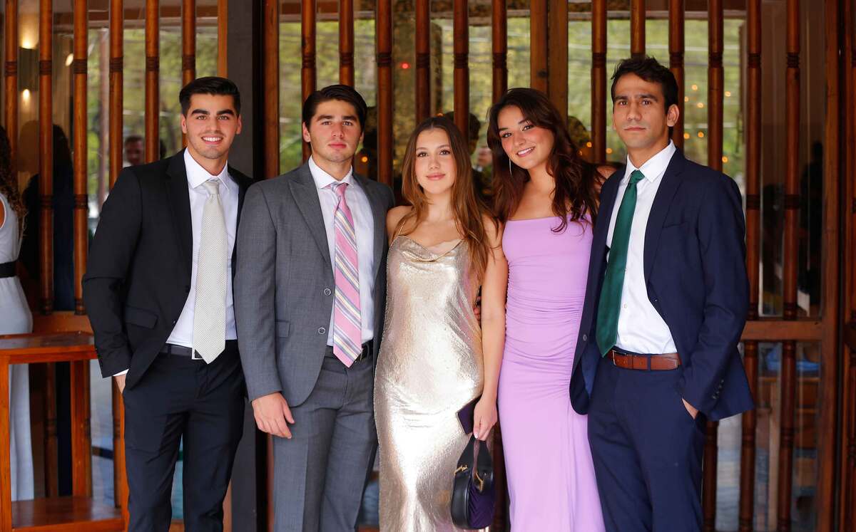 Arturo Treviño, Andrés Treviño, Ángela Chávez, Ale Treviño y René Zubieta