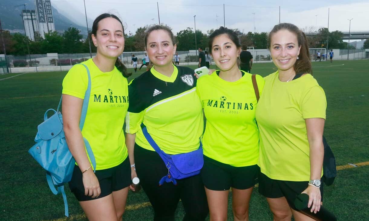 Lydia Rumbaut, Emma Purón, Lauren Gaytan y Ana Catalina Álvarez