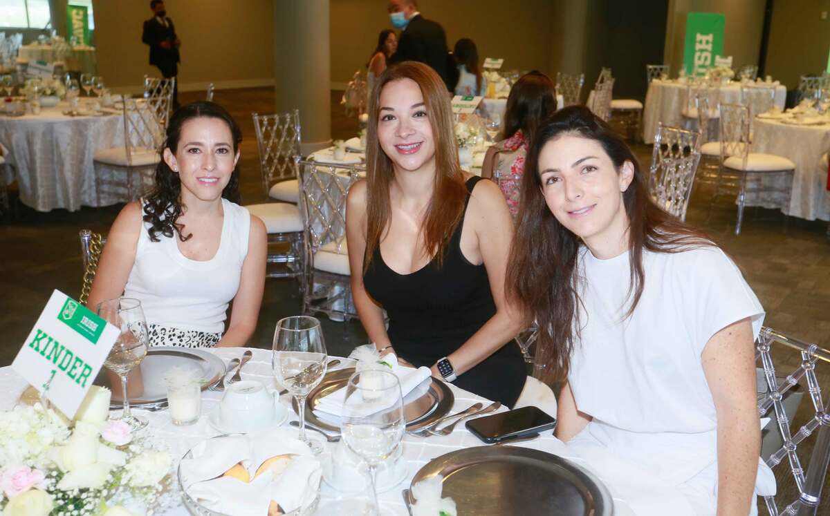 Gabriela Pérez, Giovana Fematt y Alejandra Fernández