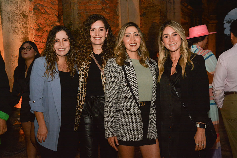 Ivonne Segovia, Florencia Richaud, Lety Maldonado y Laura Valdés
