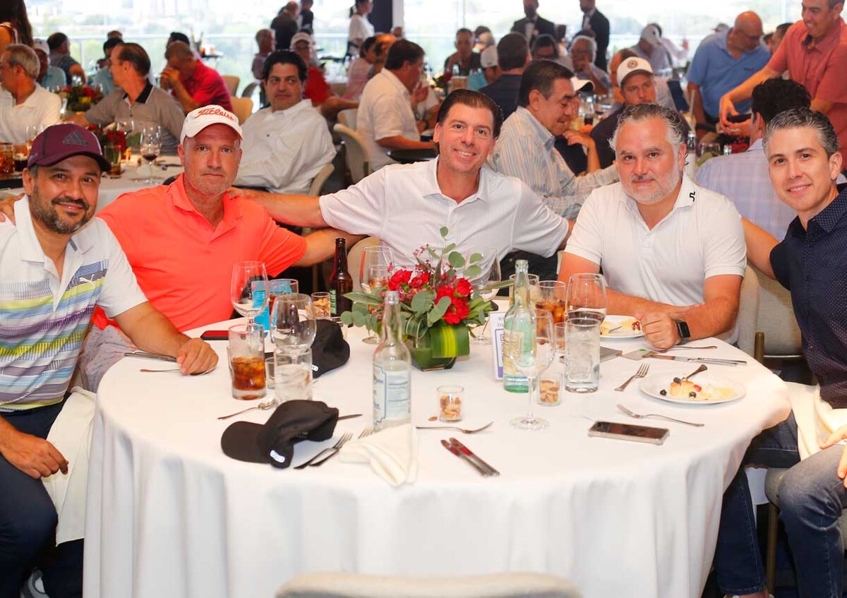 Juan Pablo Benavides, Bernardo Barragán, Moris Zablah, Andrés Zafa y Pedro Chapa