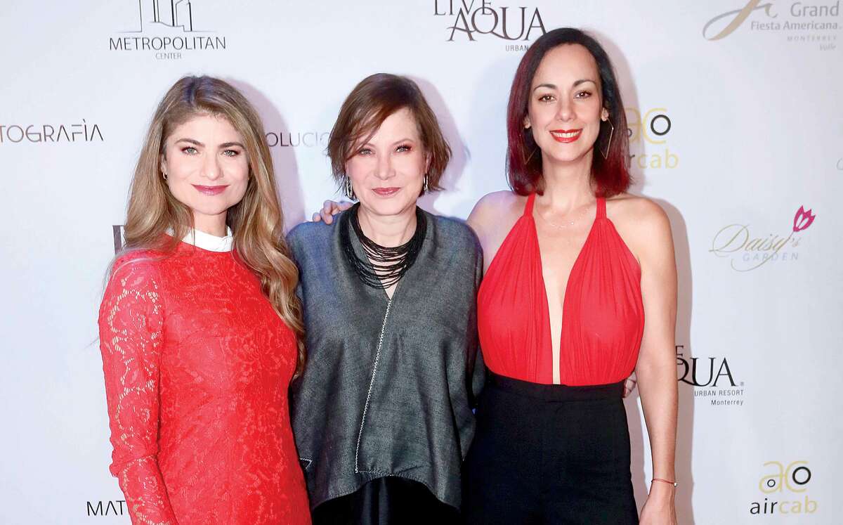 María Aura, Mónica Dionne y Gabriela de la Garza