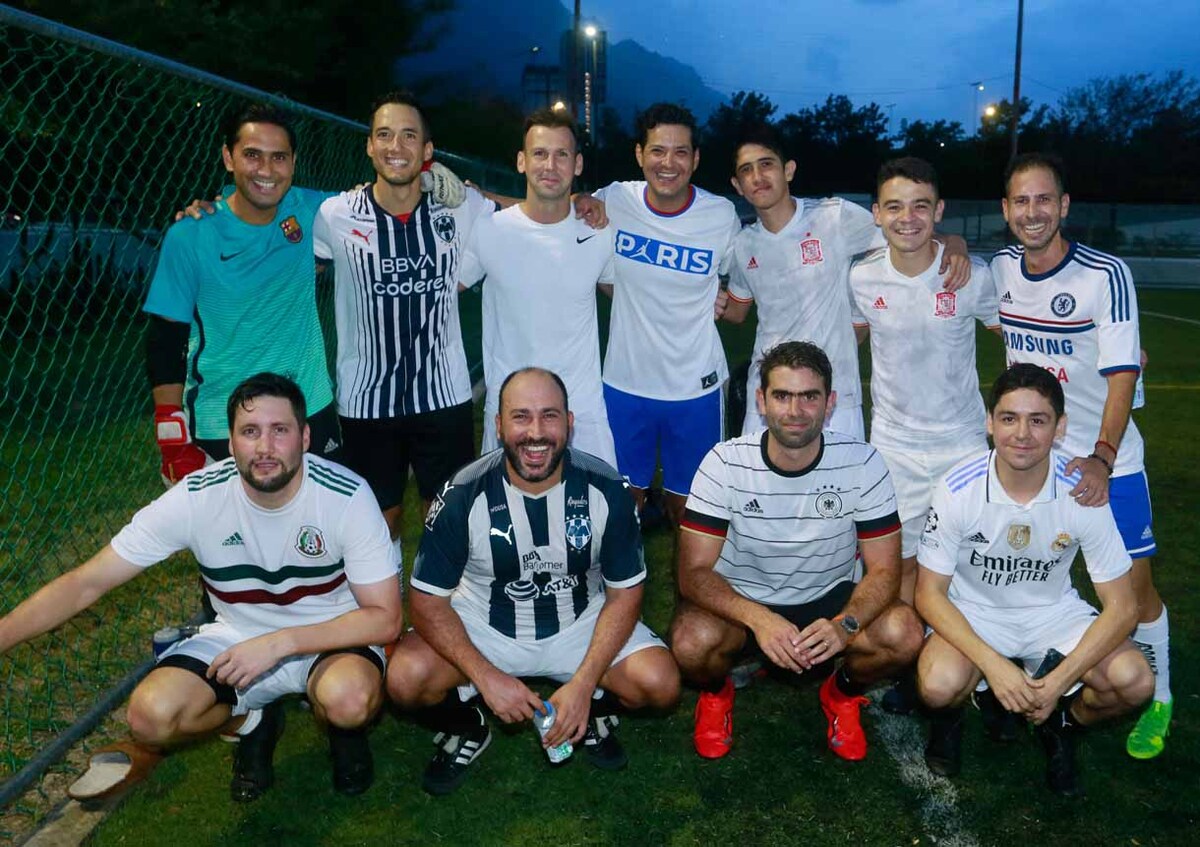 Mauricio Balderama, Alejandro Garza, Rodrigo de León, Daniel Cantissani, Rodolfo Villarreal, Luis Carlos Esteban Rodríguez, Rodolfo Hinojosa, Julio