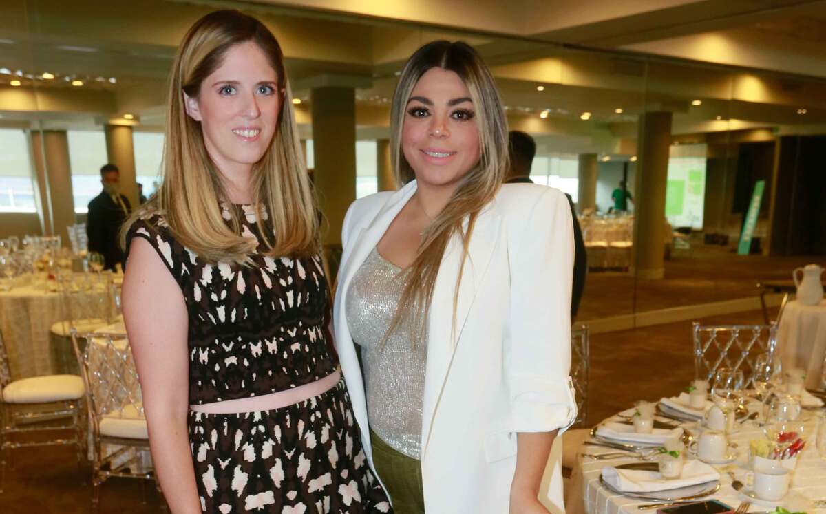 Norma Ramírez y Karla Guajardo de Marcos