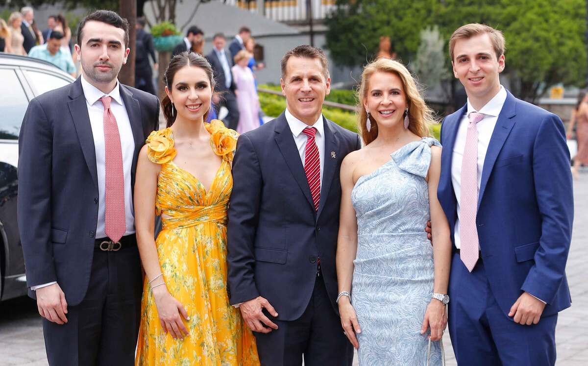 Santiago Díaz, Eugenia Salinas, Antonio Salinas, Carmen Garza T y Antonio Salinas