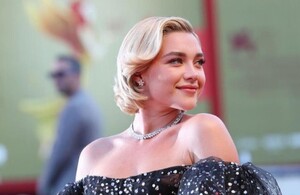Florence Pugh luce vestido de transparencias en el Festival de Venecia 2022. (Foto: Instagram).