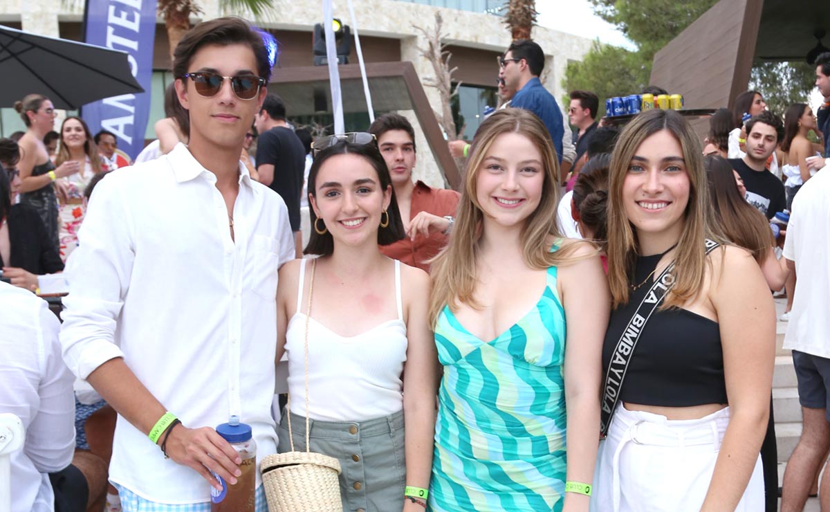Jesús, Isabela, Sofía y Paty