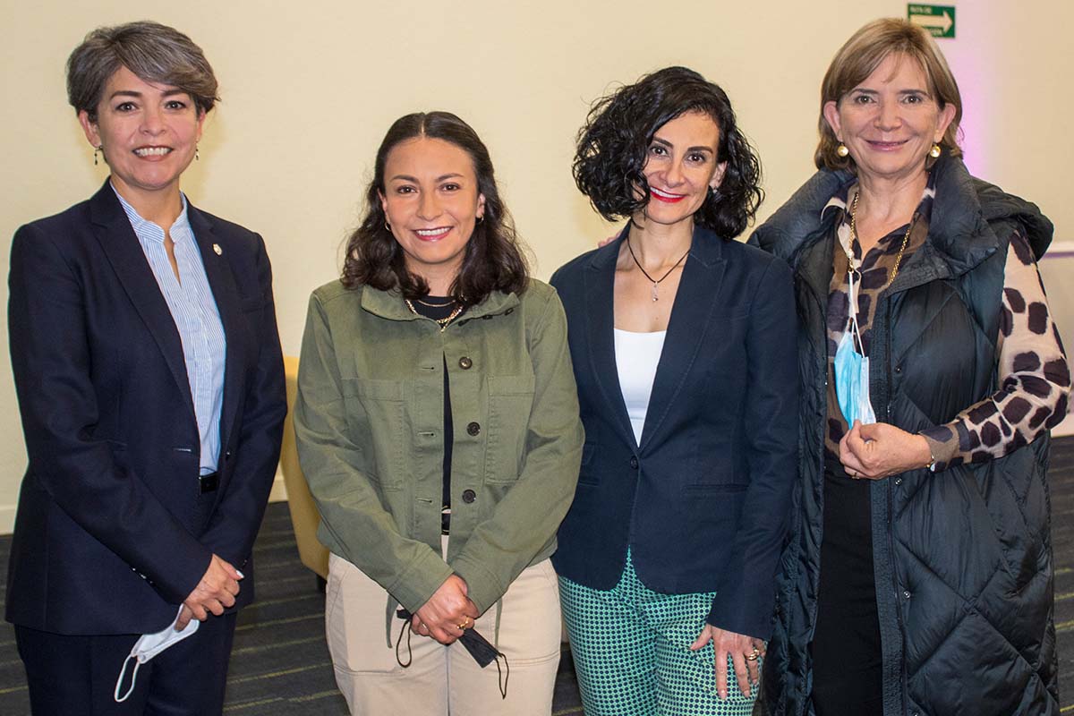 Alicia Ángeles, Diana García, Giselle Rentería y Rosario Ramírez