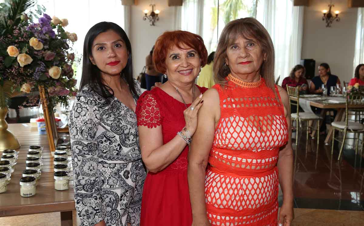 Diana, Julieta y Rosario