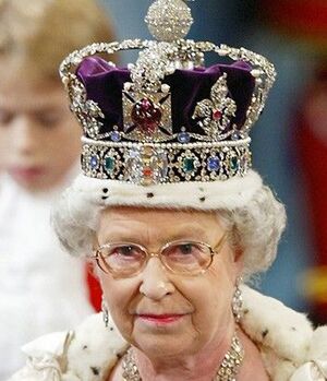 Reina Isabel II