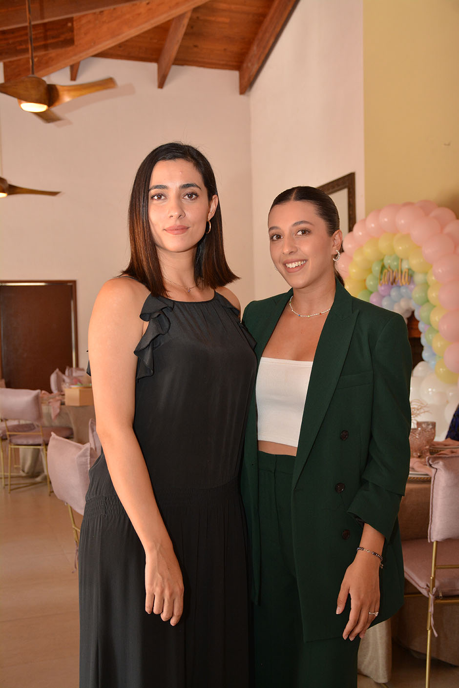 Ángela Govea y María Novoa