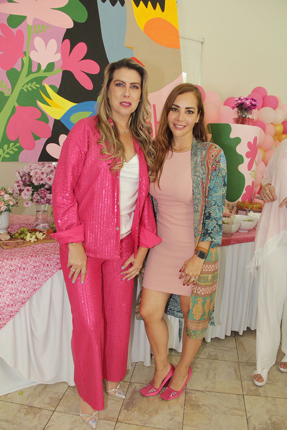 Cristy de Barragán e Isabel Félix