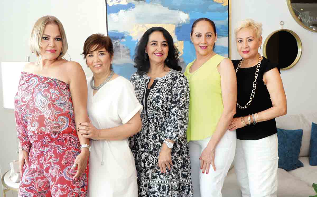 Paty Fernández, Dinorah Álvarez, Mónica López, Marivel Piñeiro y Oralia Ortega / Fotos: Dennis Hernández