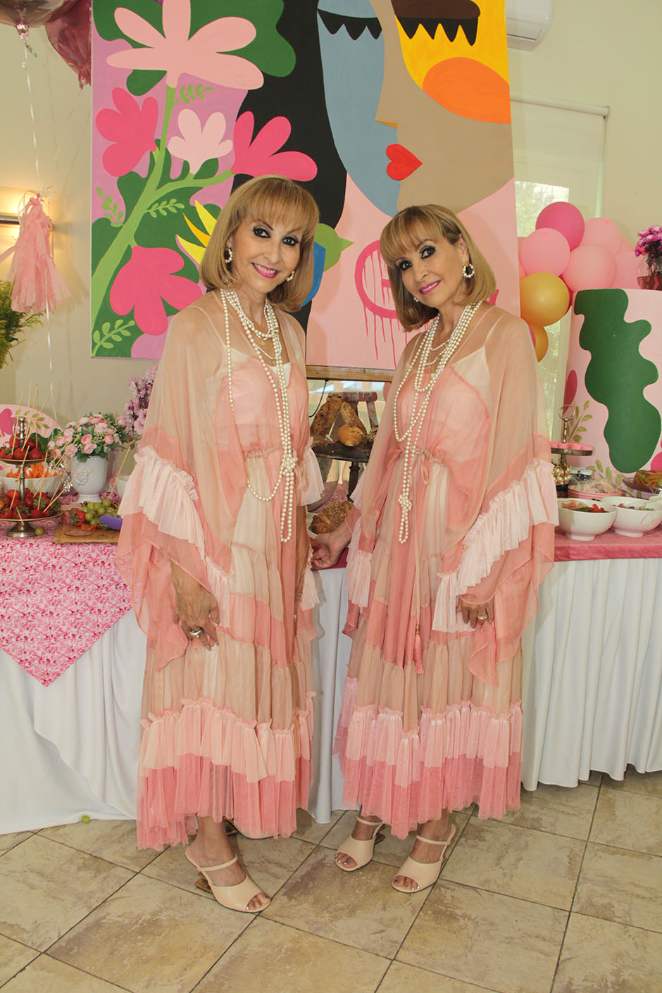 Thais Loera y Esperanza Loera