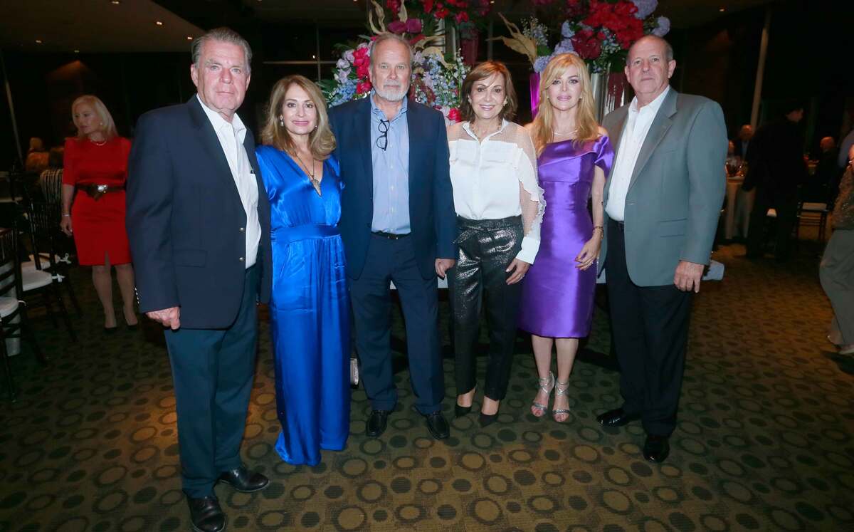 Arturo EGGLETON, Cecilia Garza de EGGLETON, Armando González,  Mary Tere de González, Catalina Ibarra de Martínez y Ricardo Martínez