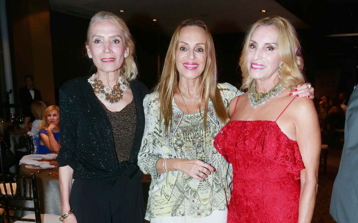 Celina Calderón, Marú Calderón y Graciela Calderón