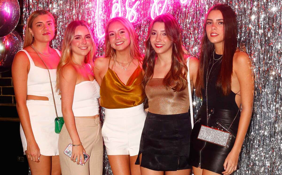 Natalia Quiroga, Bibiana Benítez, Andrea Alarcón, Regina Cavazos y Balbina Quiroga