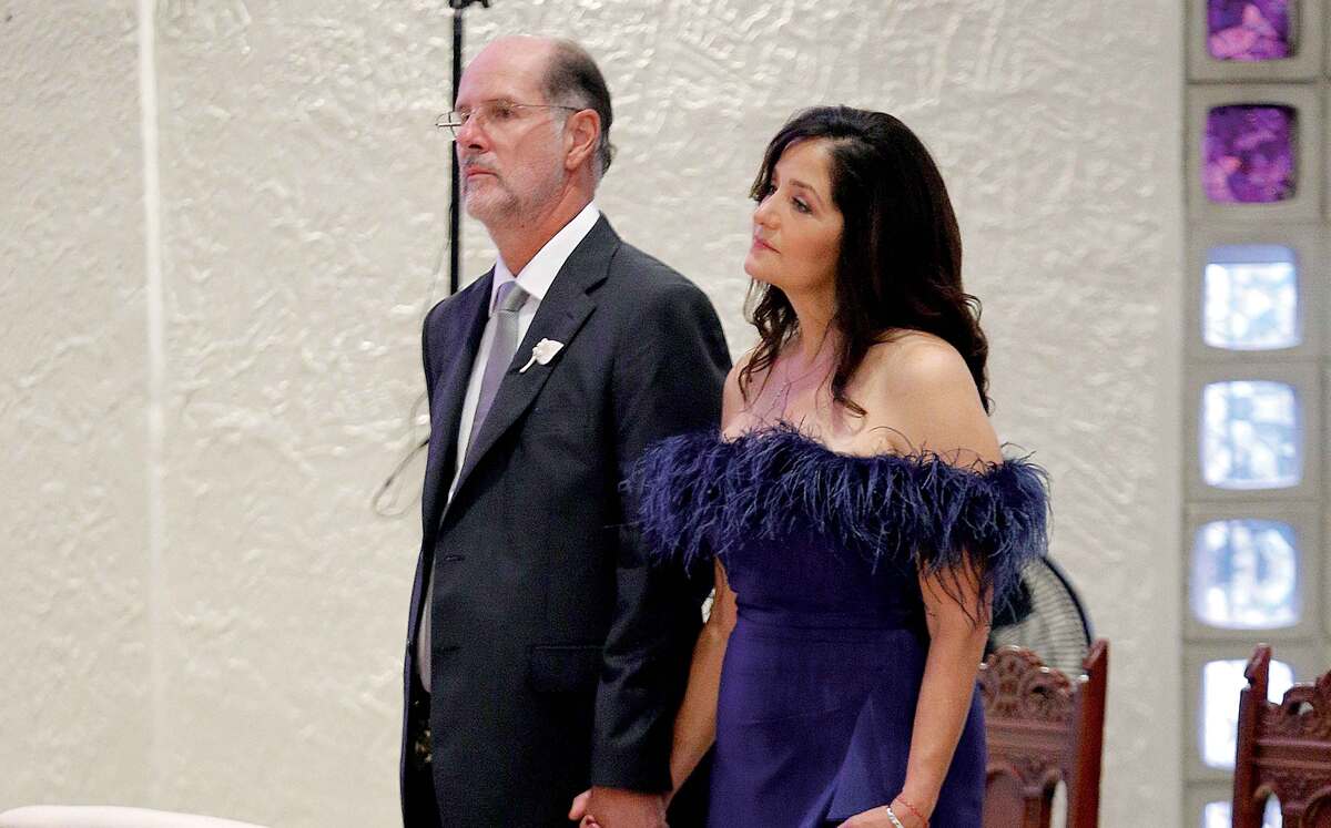 Papás del novio. Joaquín Garza y Catalina Villarreal de Garza