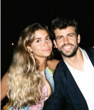 Shakira y el tesoro que Piqué exhibe en su oficina con Clara Chía(Foto: Instagram)