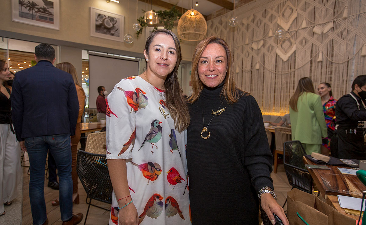 Elizabeth Nava y Marisa Nava