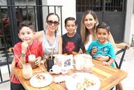 Gabriel, Alejandra, Diego, Mariana y Damián