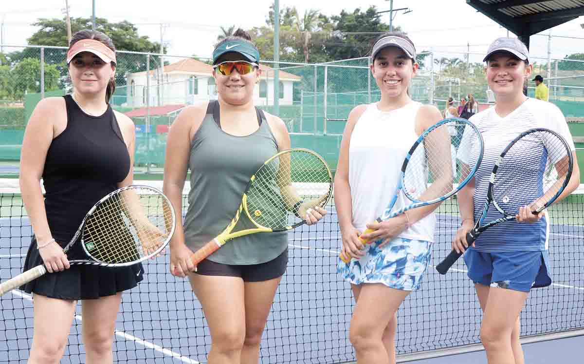 Cecy Torres, Lucero Aragón, Arantza Valdes Y Paty Cruz / Fotos: Dennis Hernández