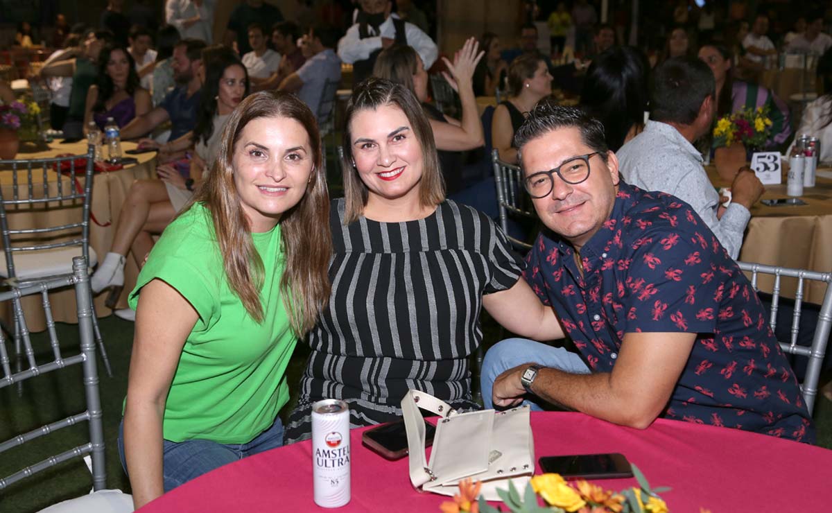 Karla, Monse y Humberto