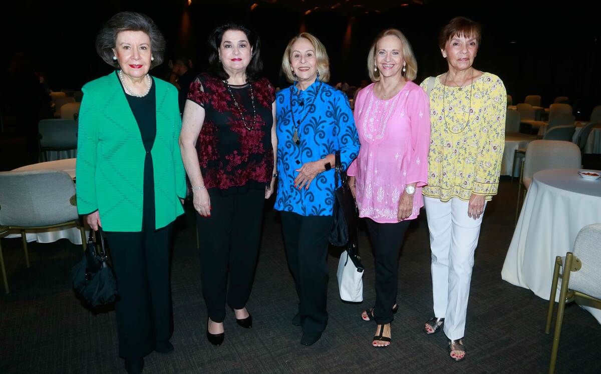 Maru Betanzo, Alicia Boesch de Santos, Lilia Pérez Madero, Elsa Bortoni de Téllez y Margarita Ortiz de Enríquez
