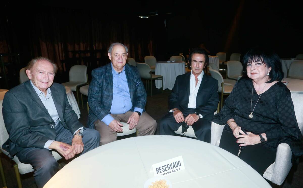 Nazario Assad, Fernando Flores, Pedro Assad y Emely Canavati de Assad
