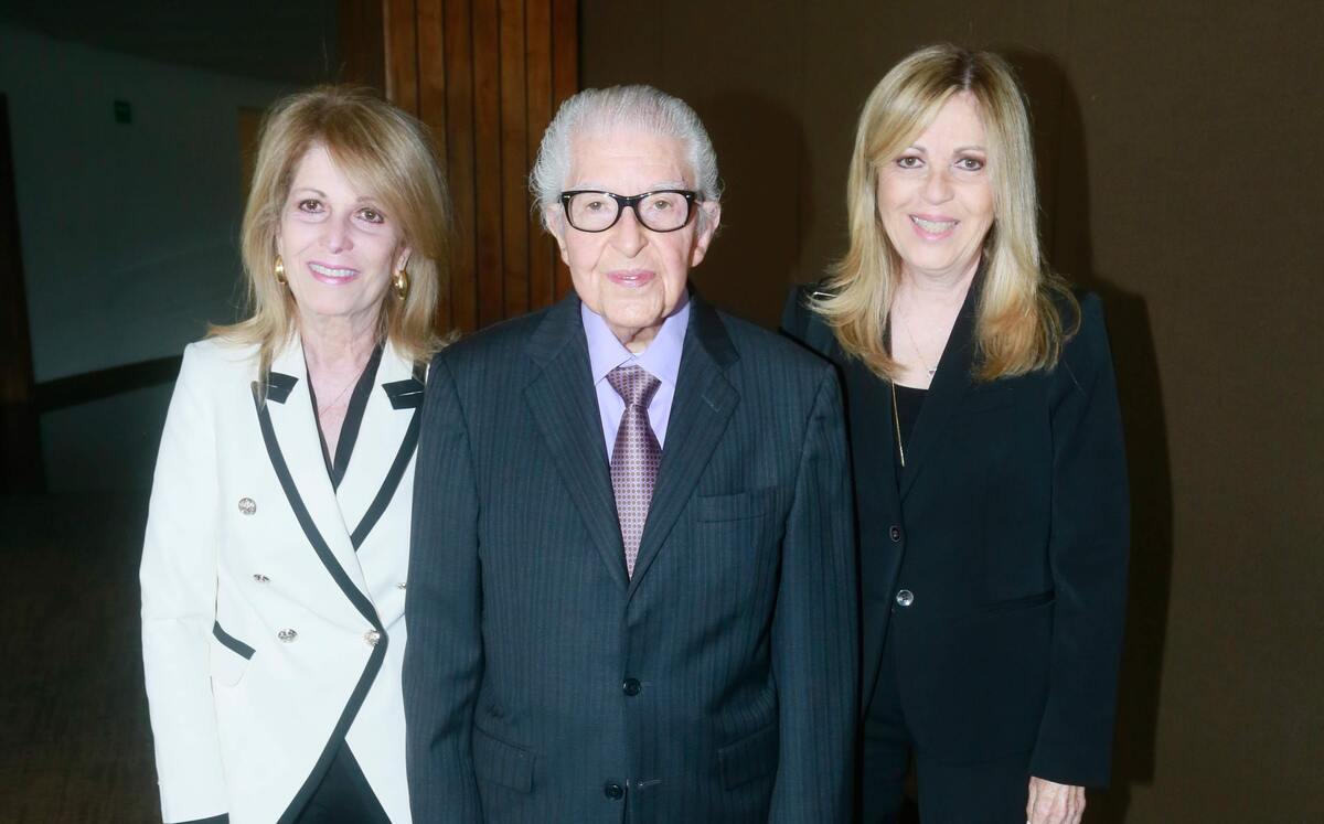 Oralia Chapa Kafati, Alejandro Chapa y Bárbara Chapa de Martínez