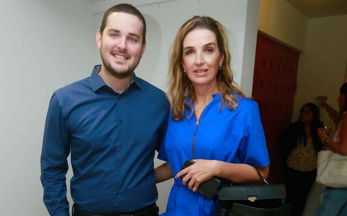 Pedro Bárcena y Mavy Flores de Zambrano