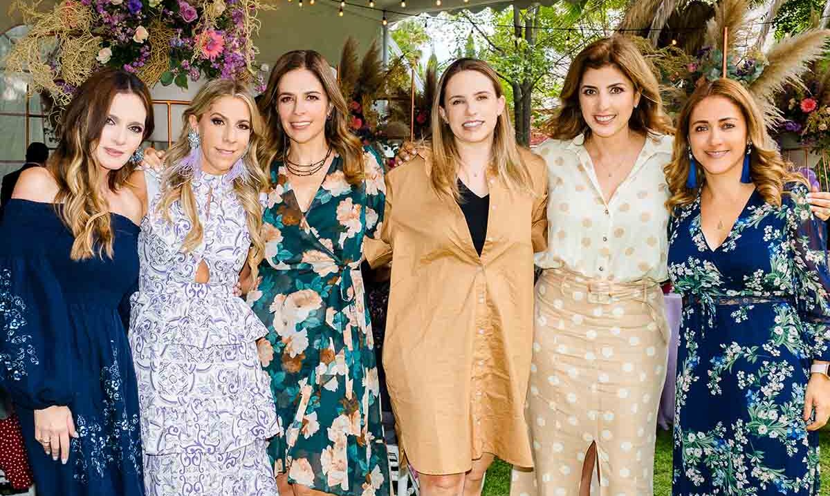 Denisse Abraham, Daniela Fernández, Ericka Varillas Alejandra Odriozola, Marlene Arellano y Karla Huerta