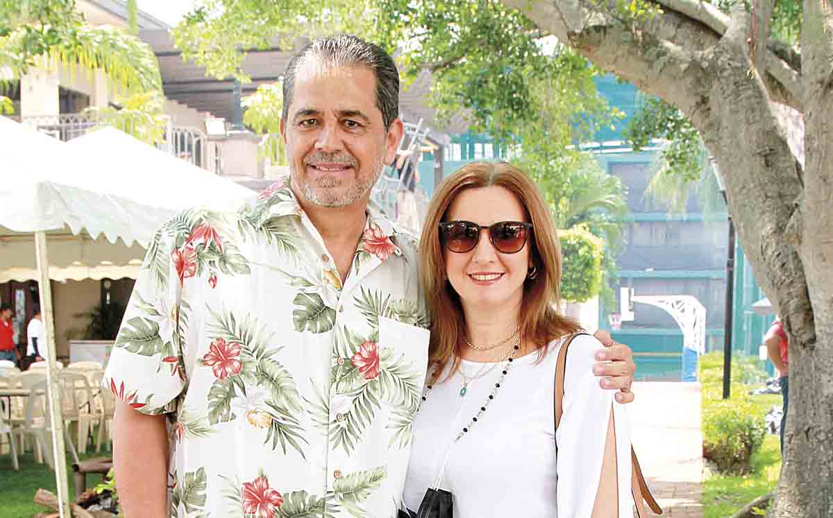 Alejandro González y Julie Manzur / Fotos: José Chang