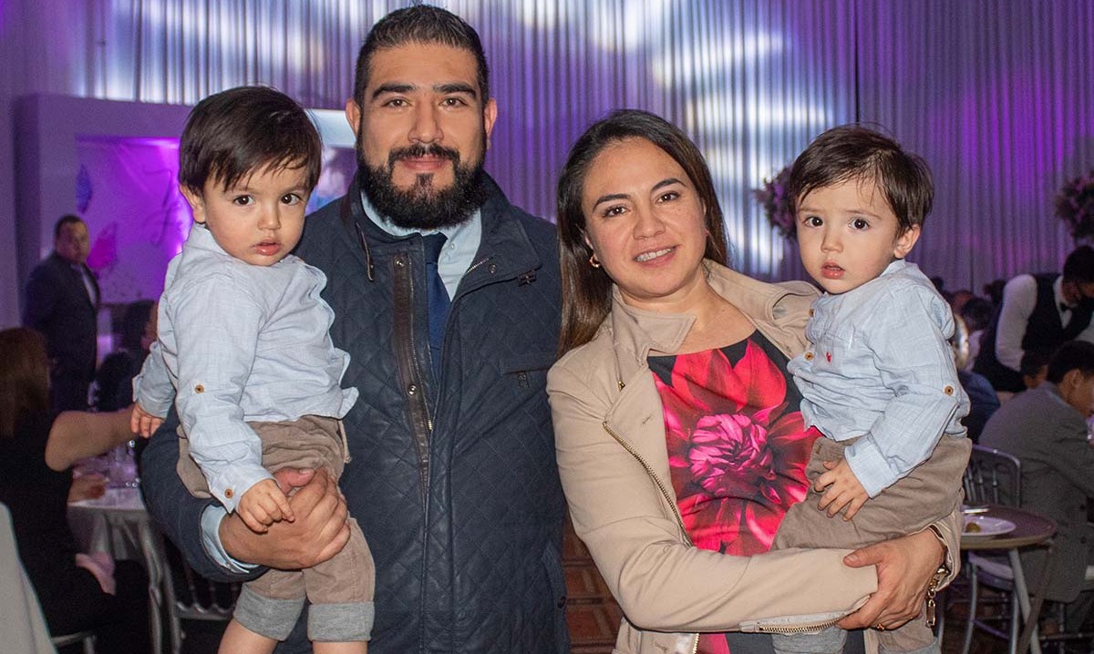 Santi Pérez, Alejandro Pérez, Karina Cortes y Alex Pérez