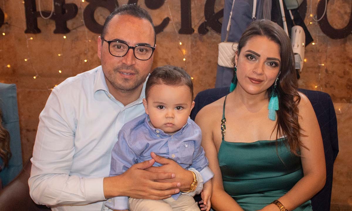 Saikel González, Matías González y  Fernanda Samperio